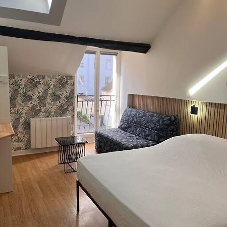 Studio Duplex Hypercentre Au Calme Avec Parking Fontainebleau Exterior photo
