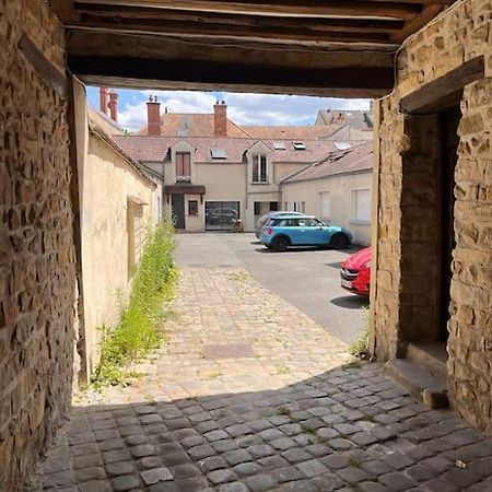 Studio Duplex Hypercentre Au Calme Avec Parking Fontainebleau Exterior photo